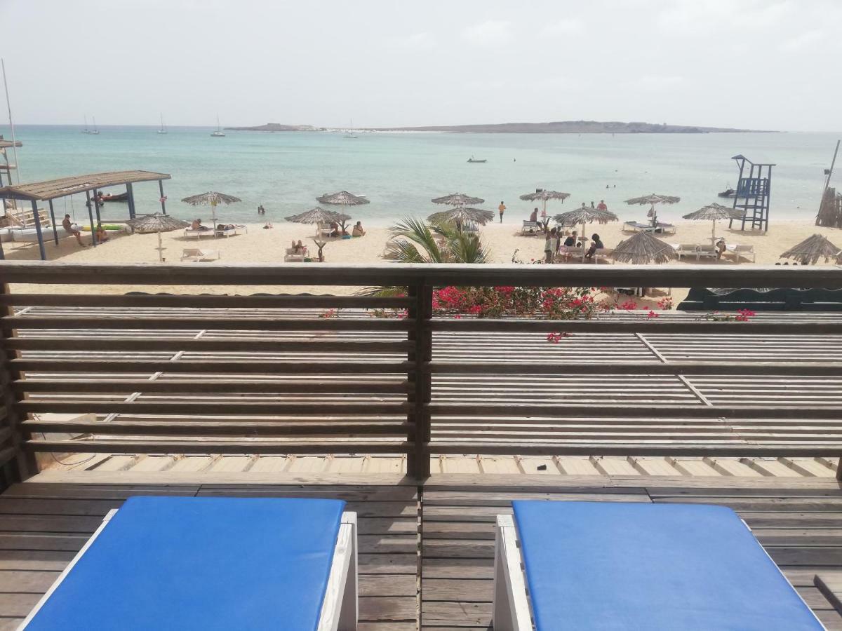 Alisios Beach House - Front Sea View Apartments サル・レイ エクステリア 写真