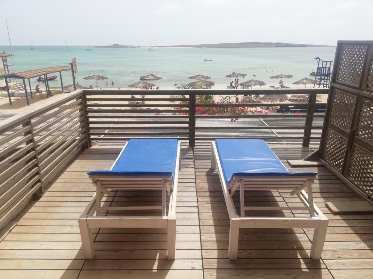 Alisios Beach House - Front Sea View Apartments サル・レイ エクステリア 写真