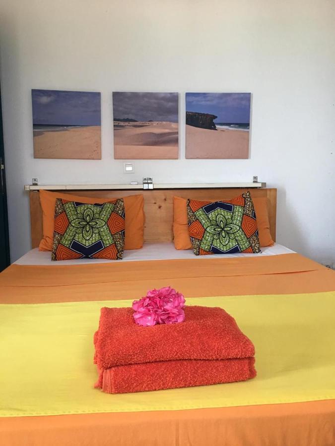 Alisios Beach House - Front Sea View Apartments サル・レイ エクステリア 写真